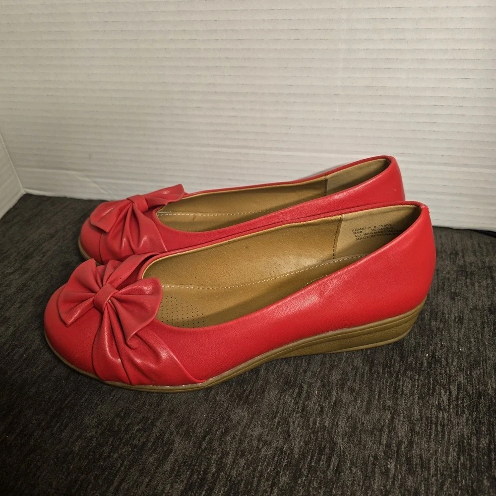 Comfortview The‎ Pamela Slip On Flat Womens Size 8M Red Bow Detail